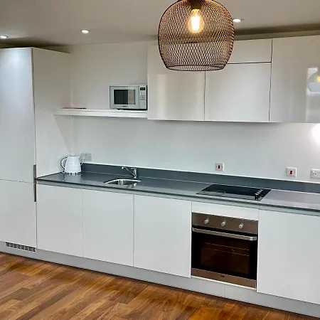 Apartment Luxe 2 Bedroom High Rise