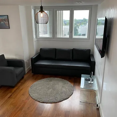 Luxe 2 Bedroom High Rise